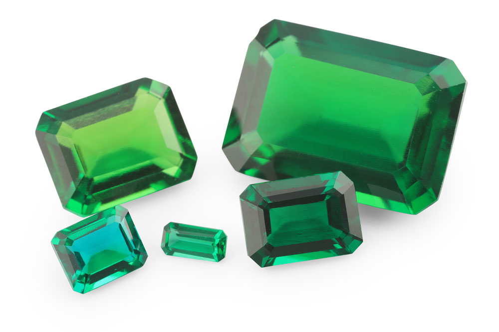 [BHOS0605] Hydrothermal/Lab Grown Emerald 6x5mm Emerald Cut