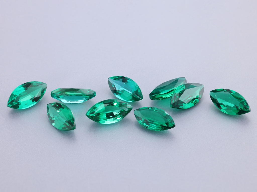 [BHMB0804] Hydrothermal/Lab Grown Emerald 8x4mm Marquise