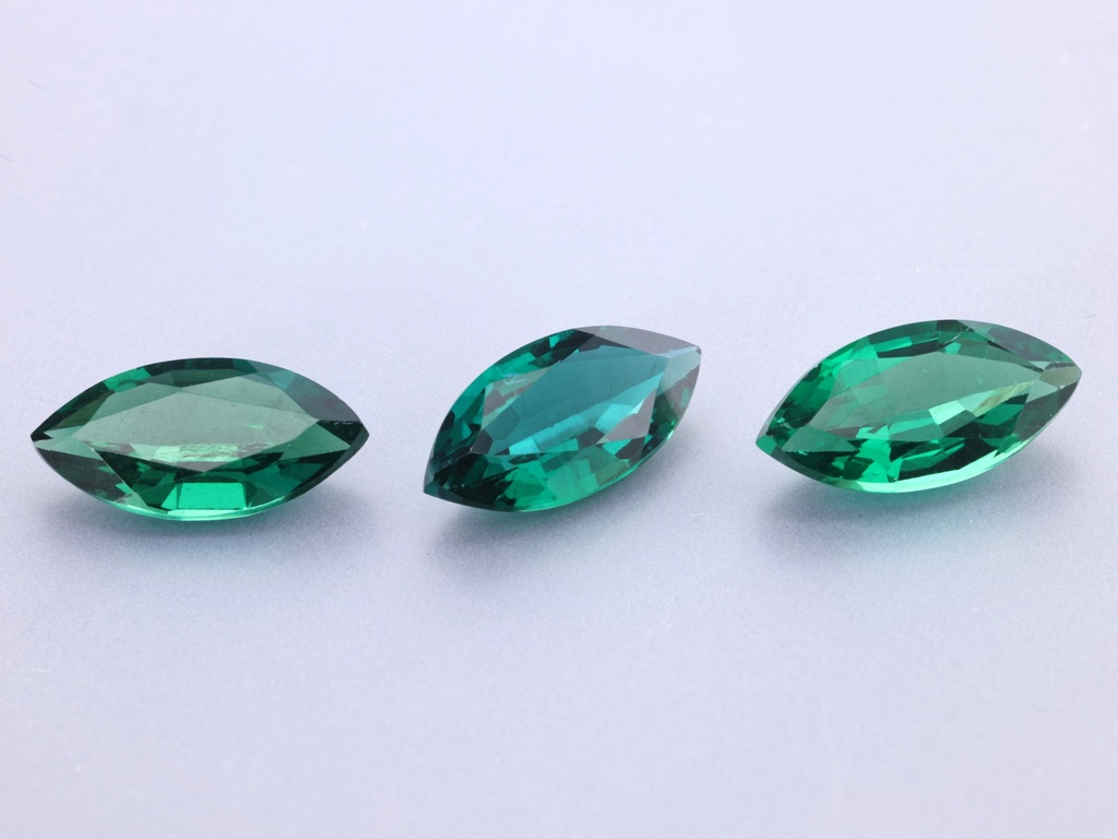 [BHMB1105] Hydrothermal/Lab Grown Emerald 11x5.5mm Marquise