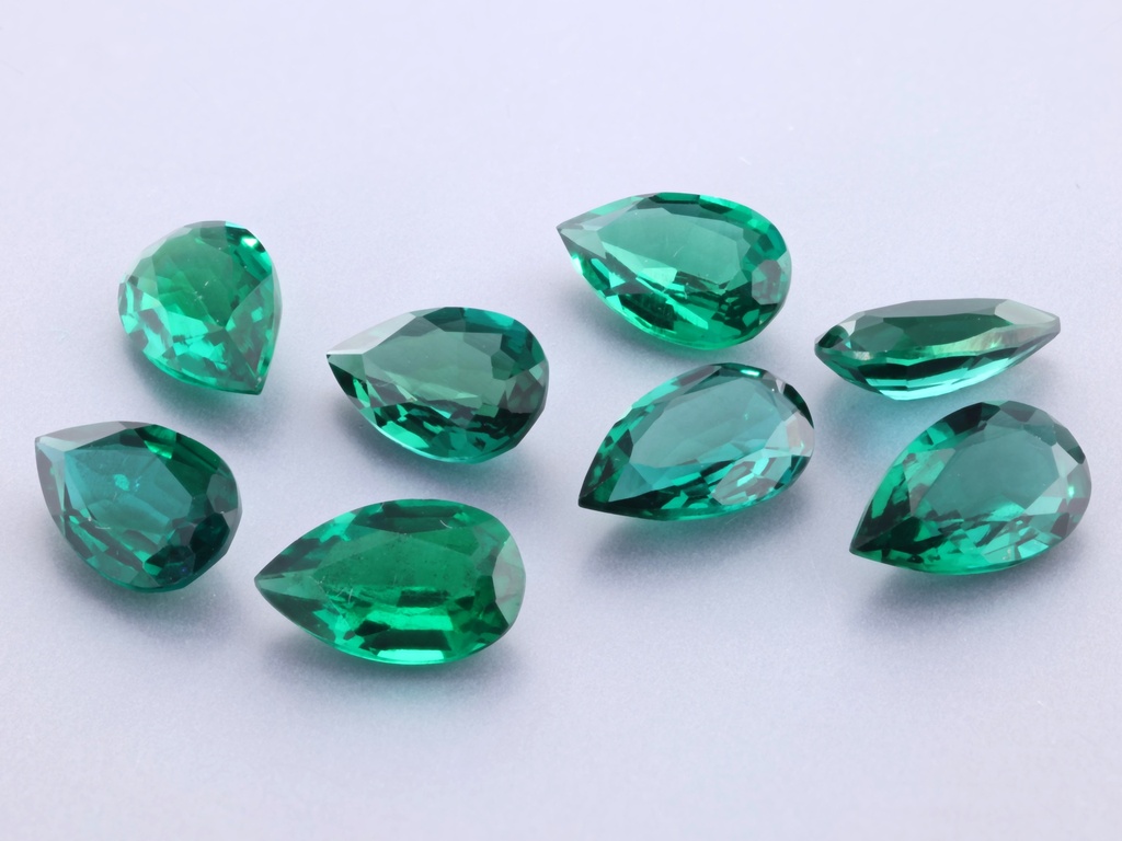 [BHPB0805] Hydrothermal/Lab Grown Emerald 8x5mm Pear Shape