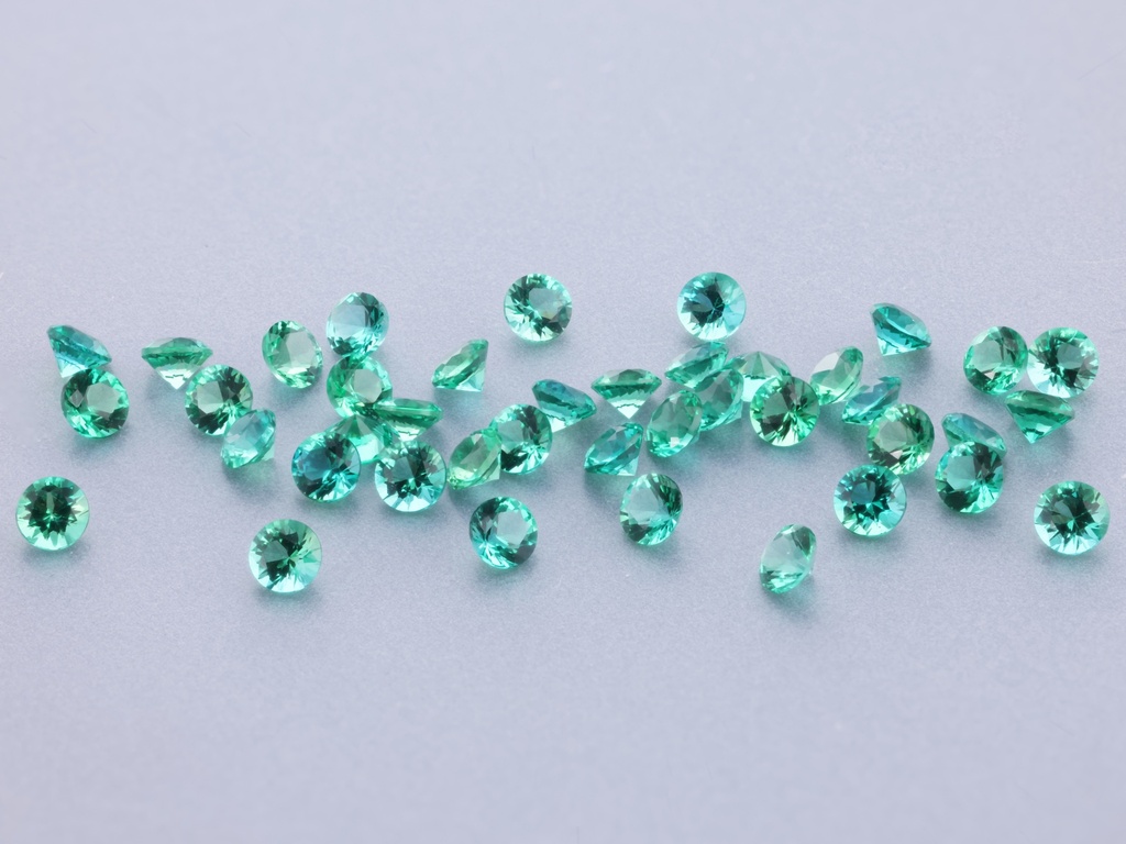 Hydrothermal/Lab Grown Emerald 1.75mm Round