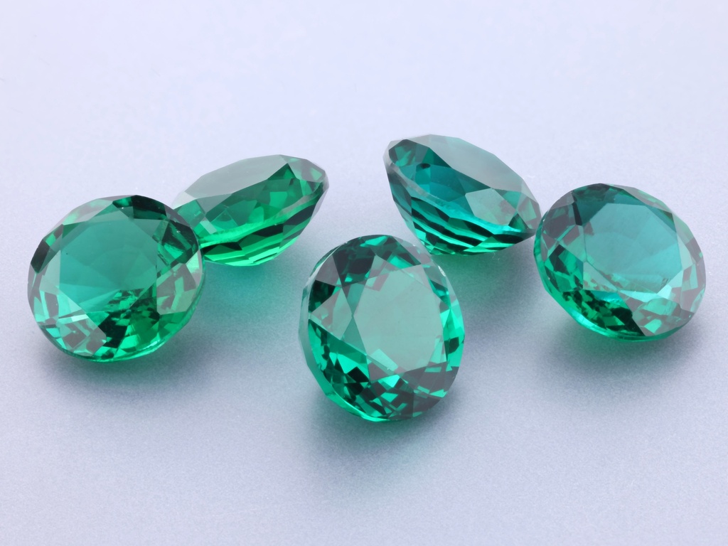 [BHRB0900] Hydrothermal/Lab Grown Emerald 9.00mm Round