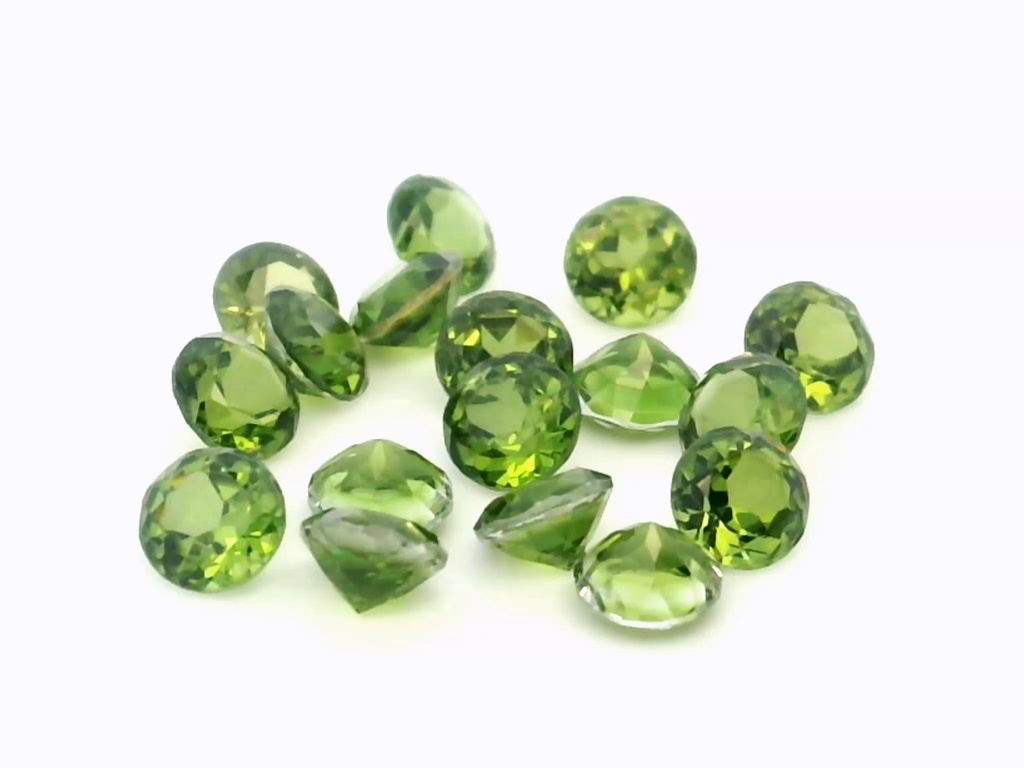 [SSPDR-04] Synthetic Soude Spinel 4.00mm Round Light Green