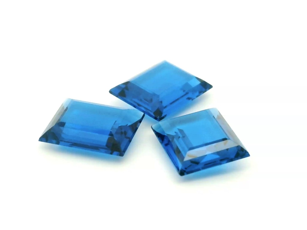 Synthetic/Lab Grown Spinel 10x8mm Baguette Cobalt Blue