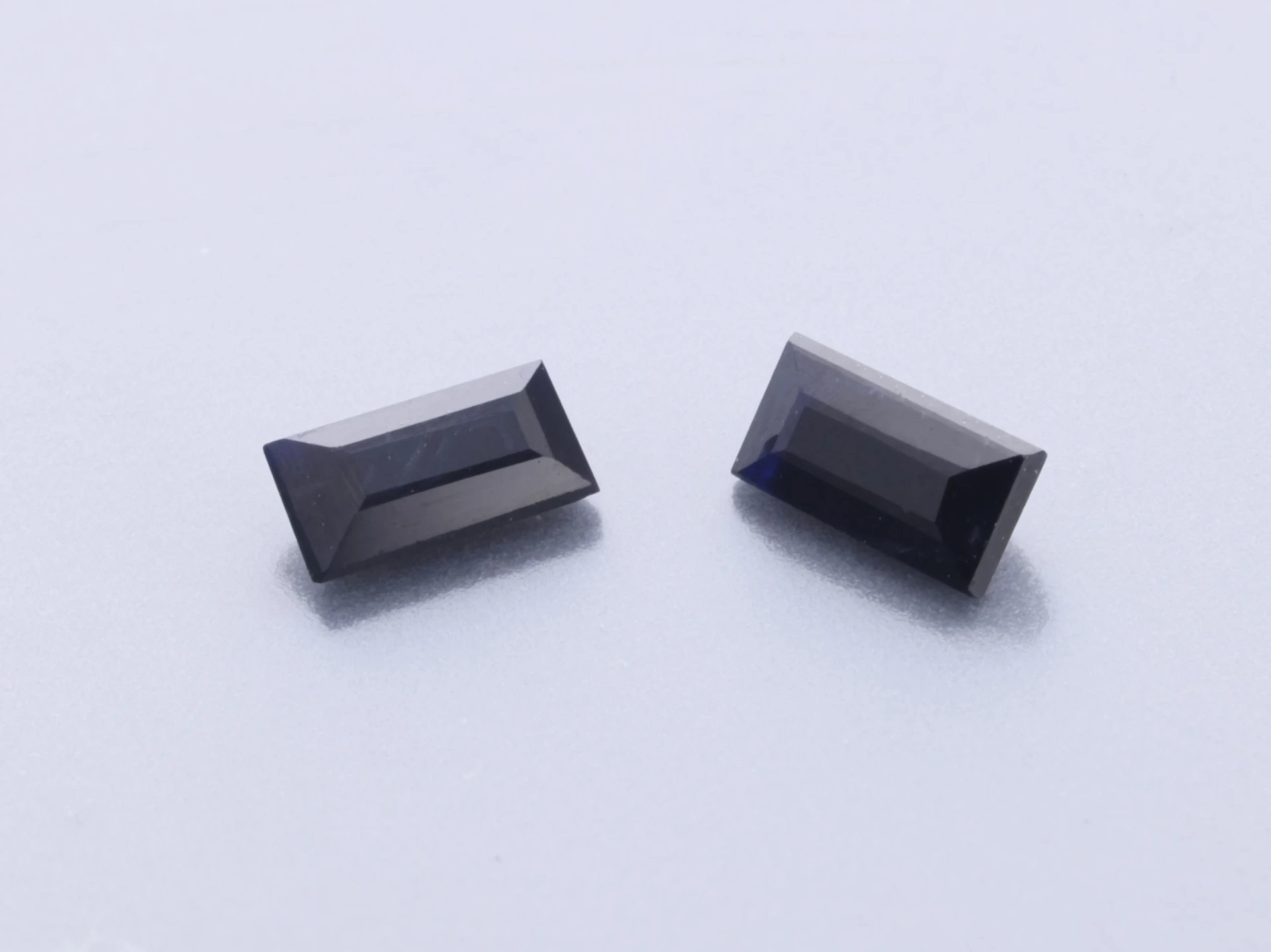 Australian Sapphire 4x2mm Baguette Black