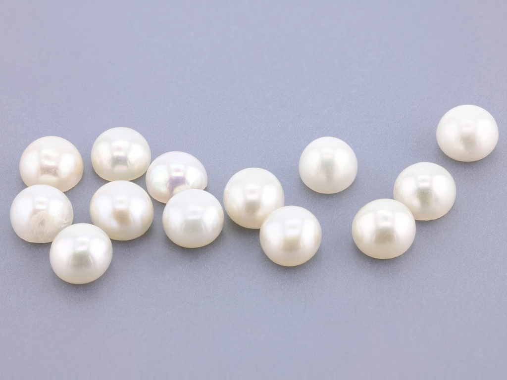 [JSRC0400] Freshwater Half Seed Pearls 4.00-4.50mm White