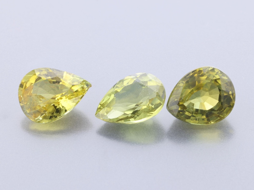 Parti Sapphire 5x4mm Pear Shape 