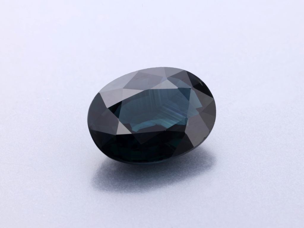 Australian Sapphire 8 x 6.1 x 3.3mm Oval Dark Blue
