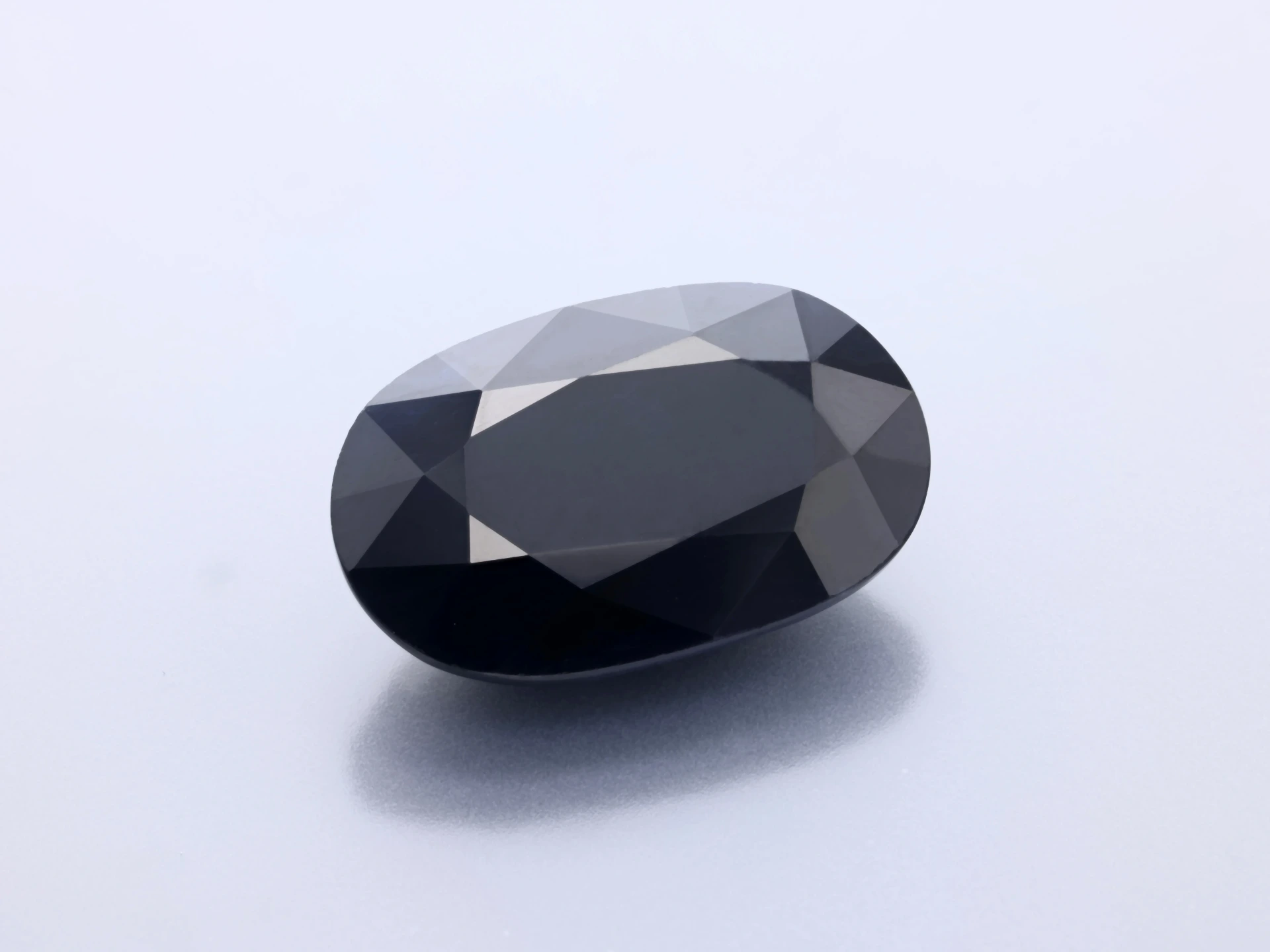 Australian Sapphire 16x10mm Oval Black