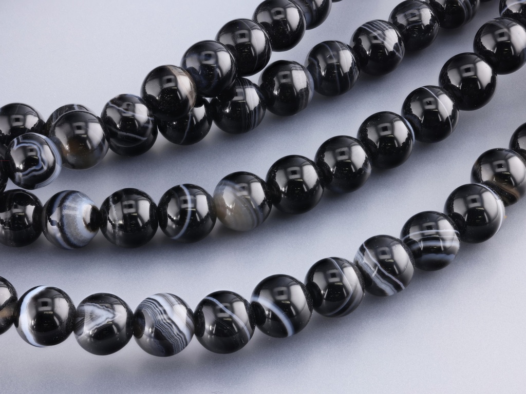 Sardonyx Strand 6.00mm Polished Round 