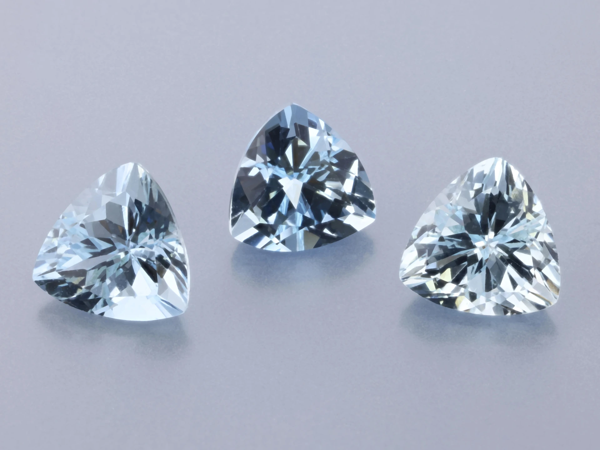 Aquamarine 7.00mm Trilliant Mid Blue