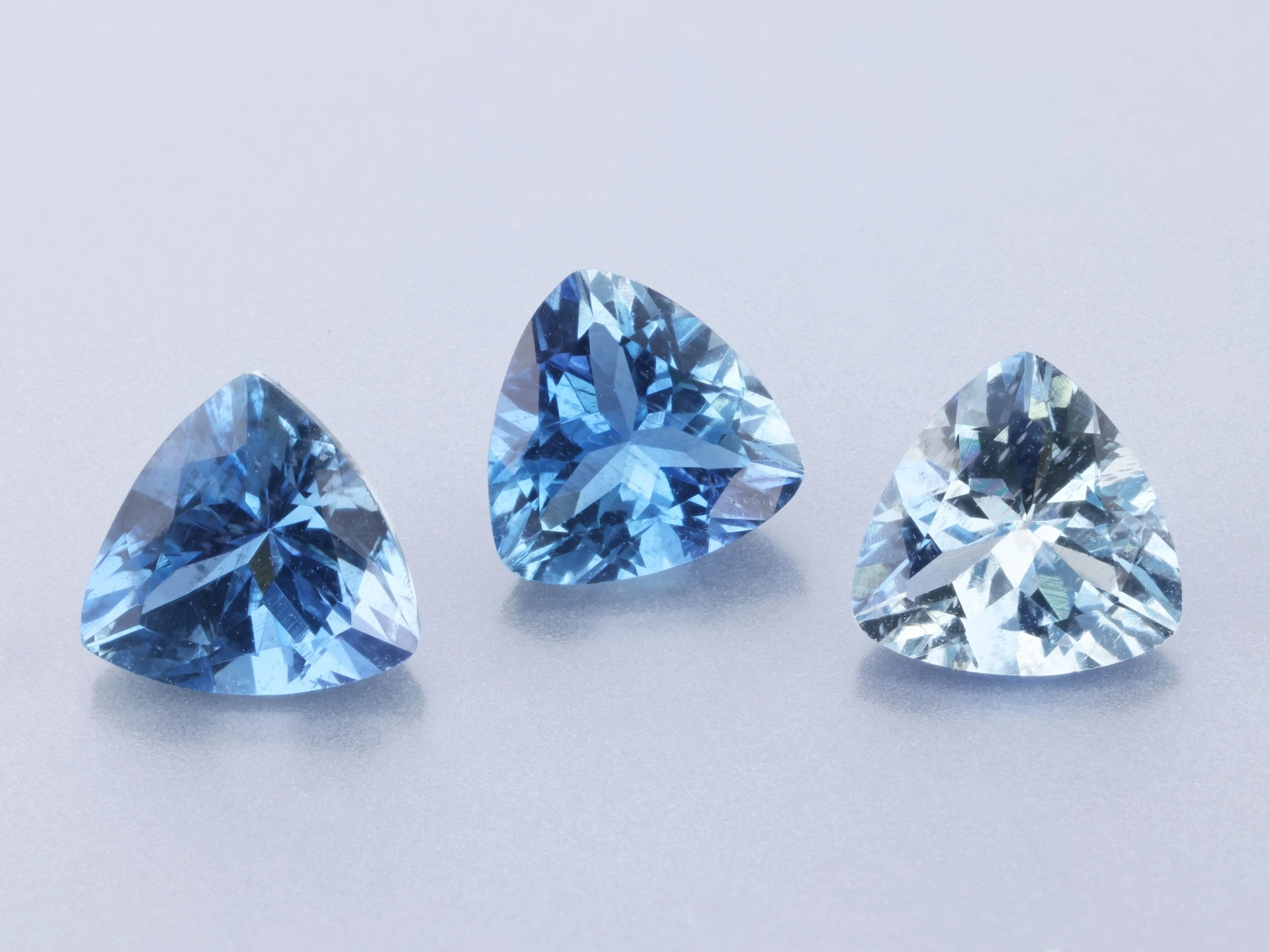 Aquamarine 6.00mm Trilliant Dark blue