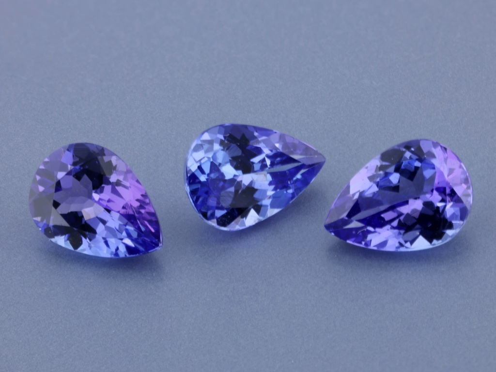 Tanzanite 7x5mm Pear Shape