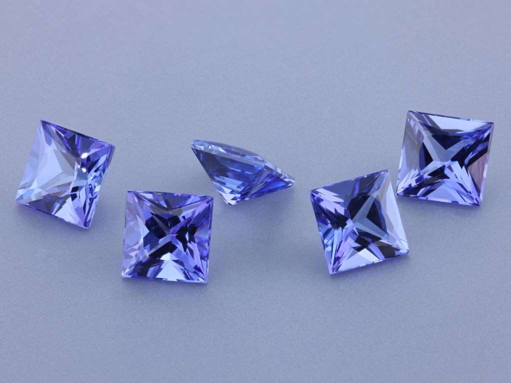 Tanzanite 6.00mm Princess Cut