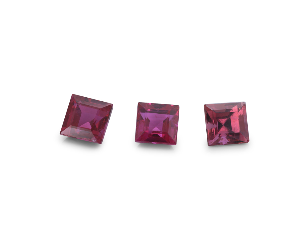 [RKQS0325B] Ruby 3.25mm Carre Cut Pink Red