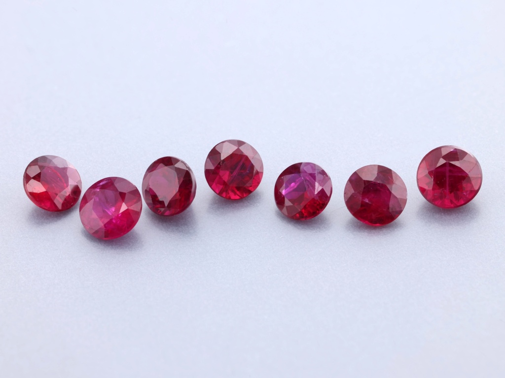 [RRRB0275A] Ruby 2.75mm Round Diamond Cut Red