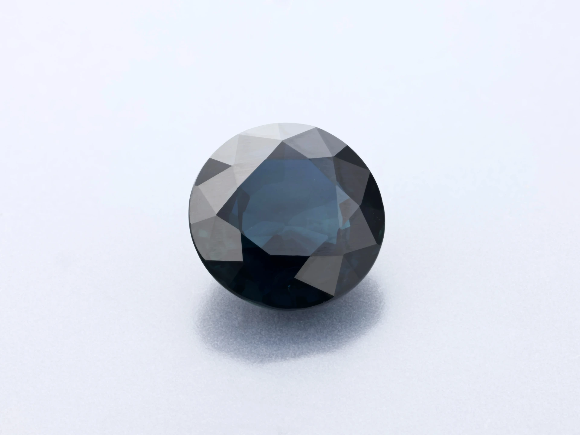 Australian Sapphire 7.50mm Round Mid Blue