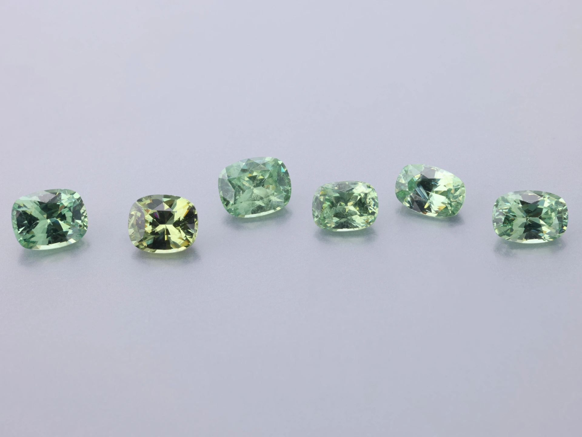 Demantoid Garnet 4x3mm+/- Cushion