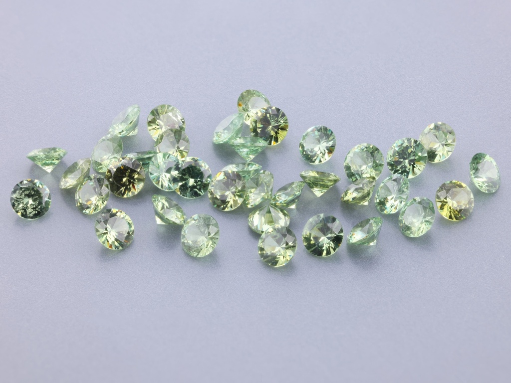 Demantoid Garnet 2.75mm Round