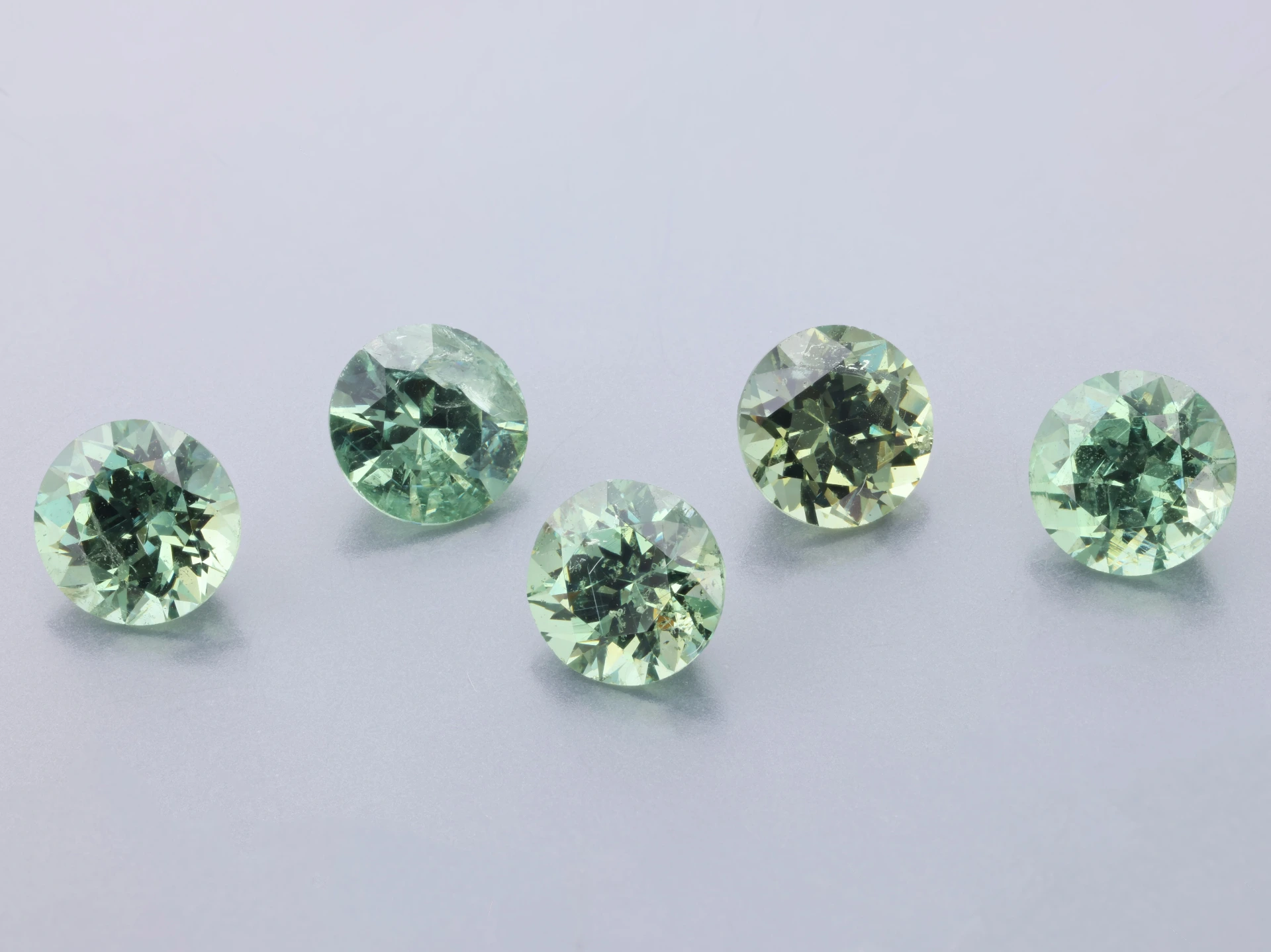 Demantoid Garnet 4.75mm Round