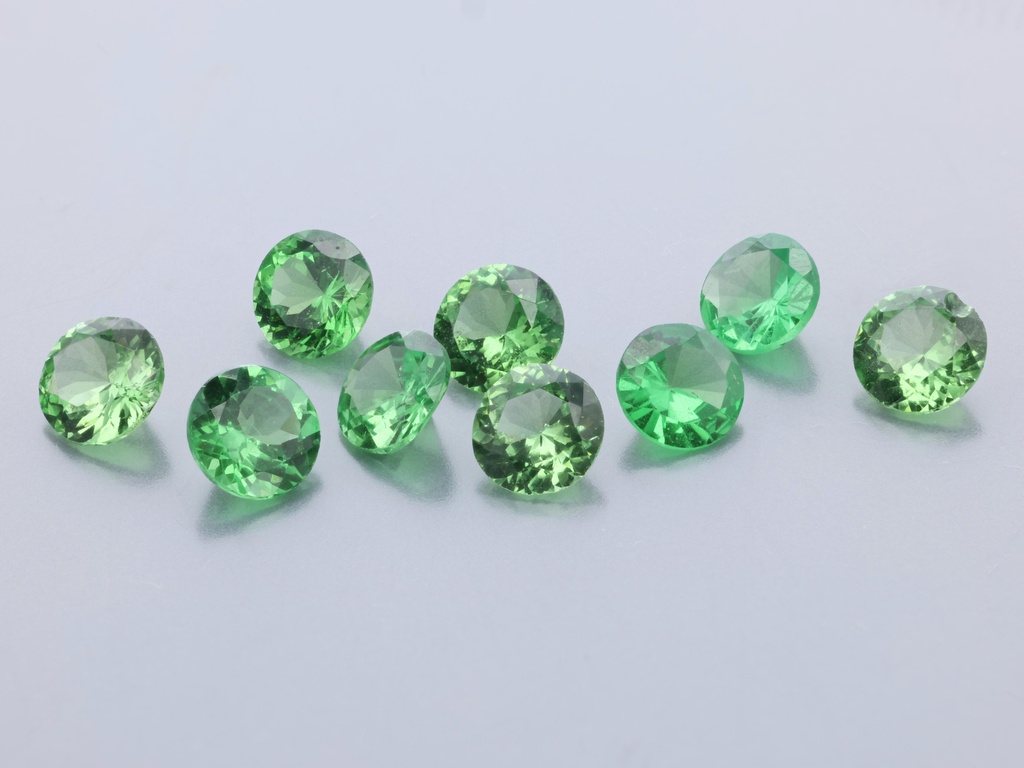 Tsavorite Garnet 4.00mm Round Mid Green