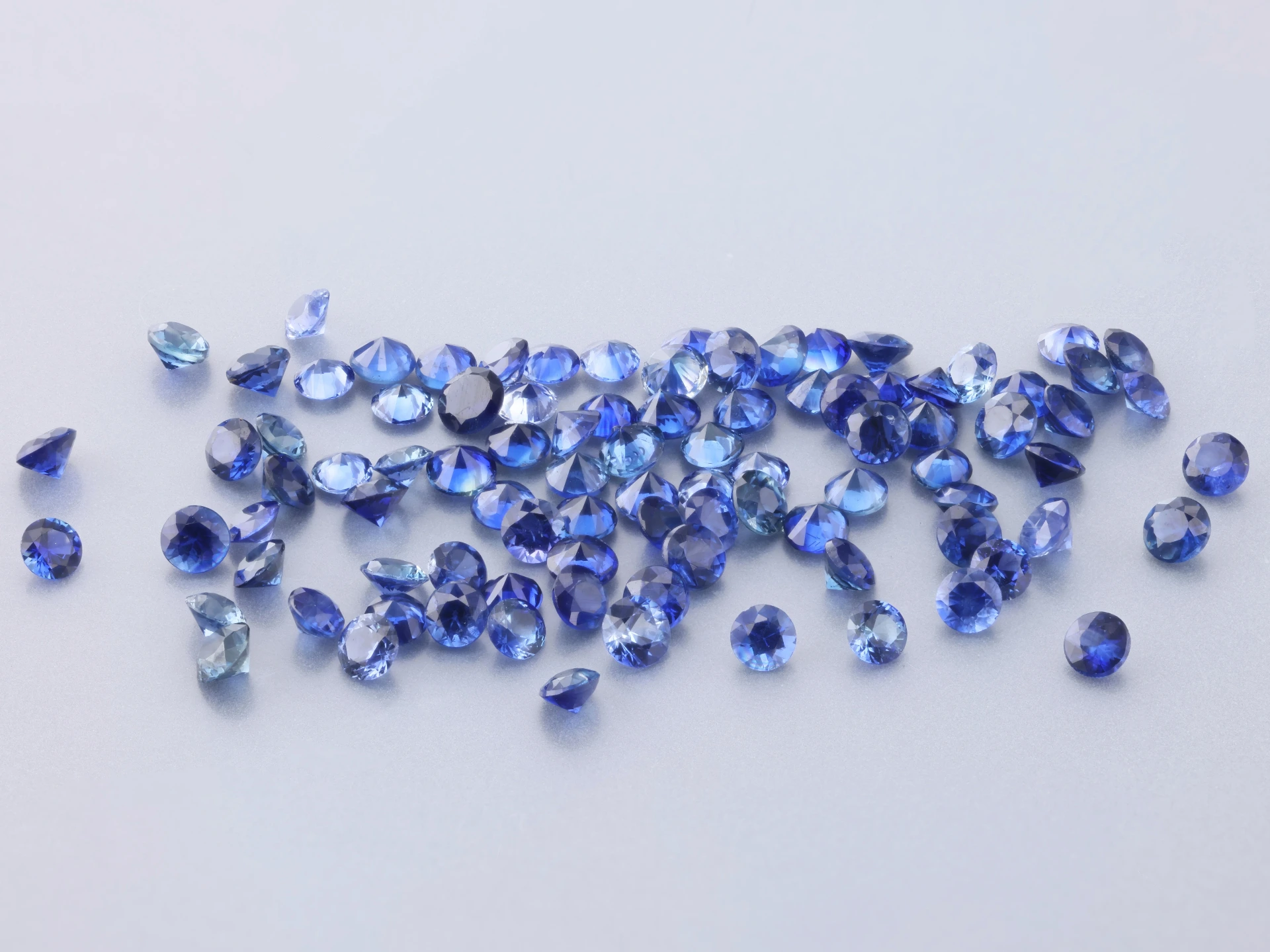 Ceylon Sapphire 1.75mm Round Mid to Dark Blue