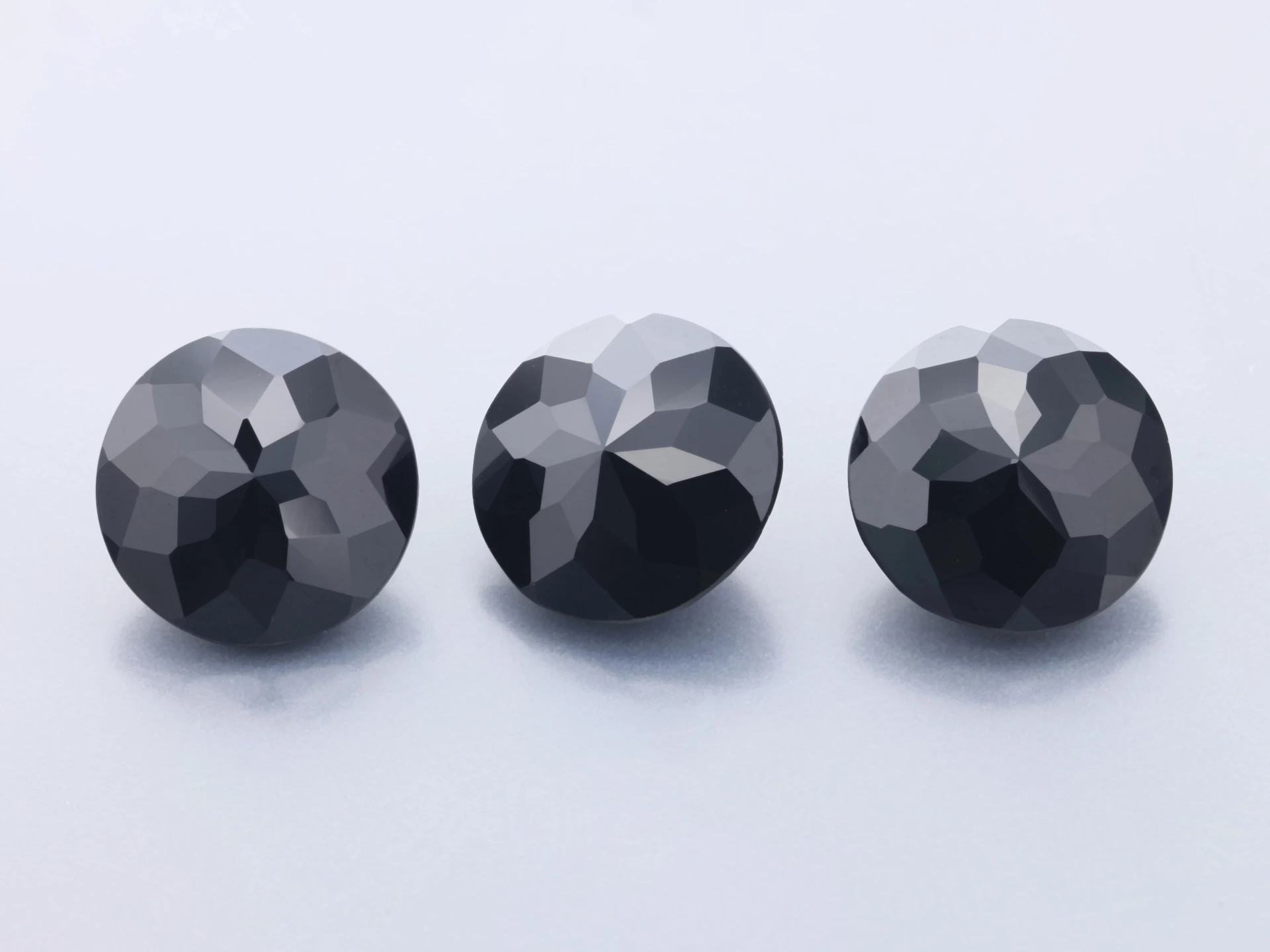 Black Spinel 8.00mm Round Fancy