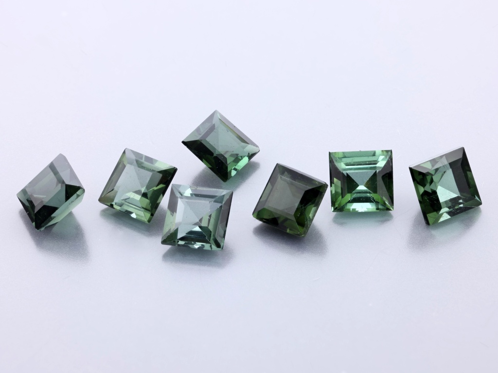 Green Tourmaline 4.00mm Carre Cut