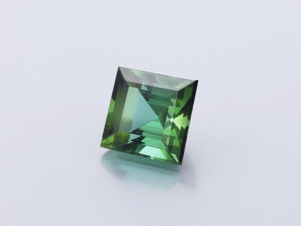 Green Tourmaline 5.50mm Carre Cut