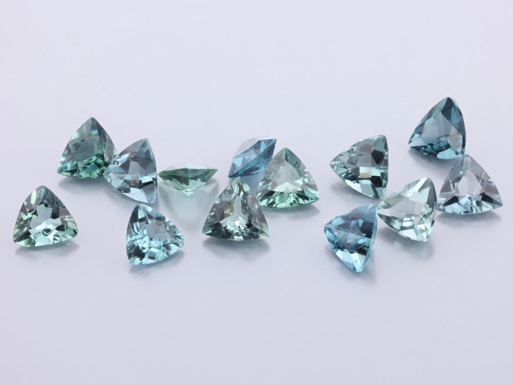 Blue Tourmaline 4.00mm +/- Trilliant Light