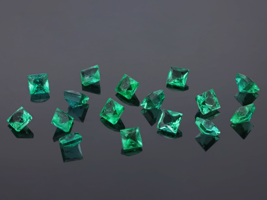 Emerald 2.50mm Princess Cut Dark Green