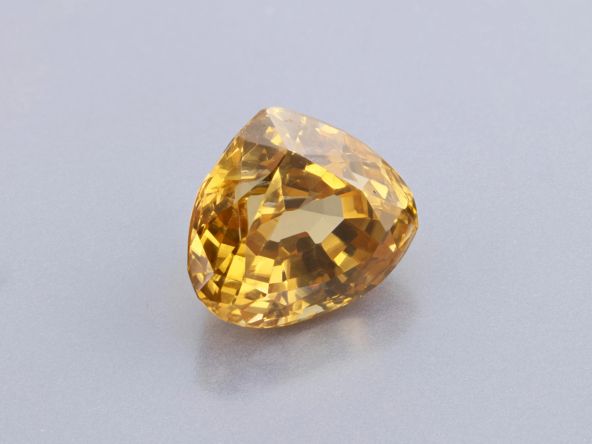 Zircon 8.3x7.3mm Pear Shape Golden