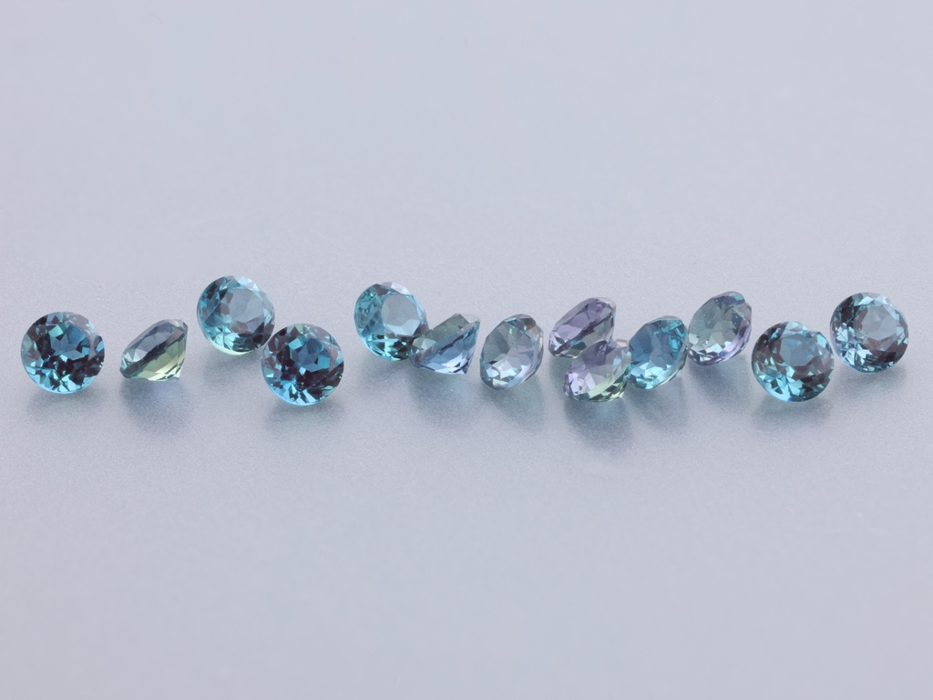 [AXCR-0175] Synthetic Alexandrite Chrysoberyl 1.75mm Round