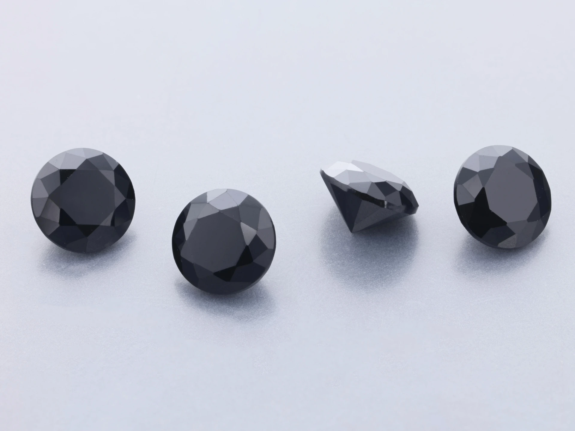 Black Spinel 4.00mm Round