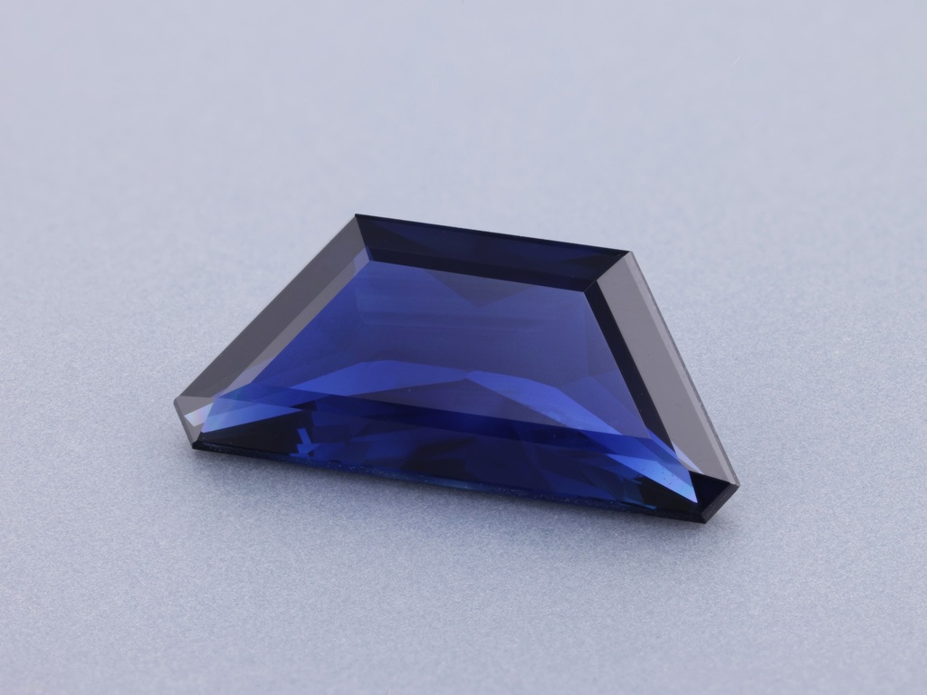 [SAFS1306X1] Australian Sapphire 13x5.9mm Trapezoid Mid Blue