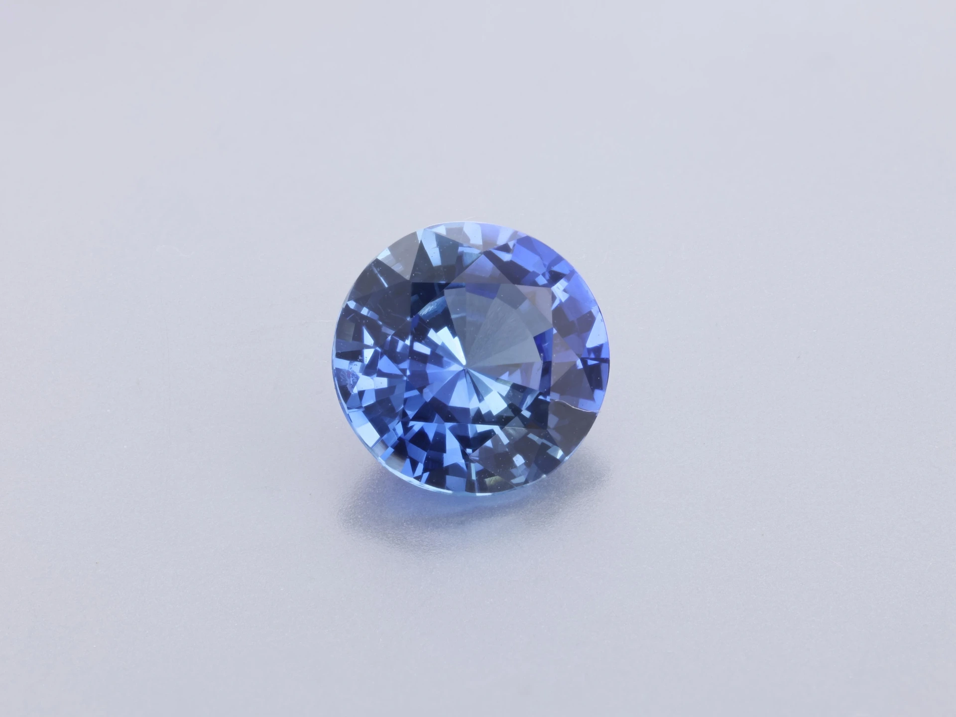 Ceylon Sapphire 6.10mm Round Mid Blue