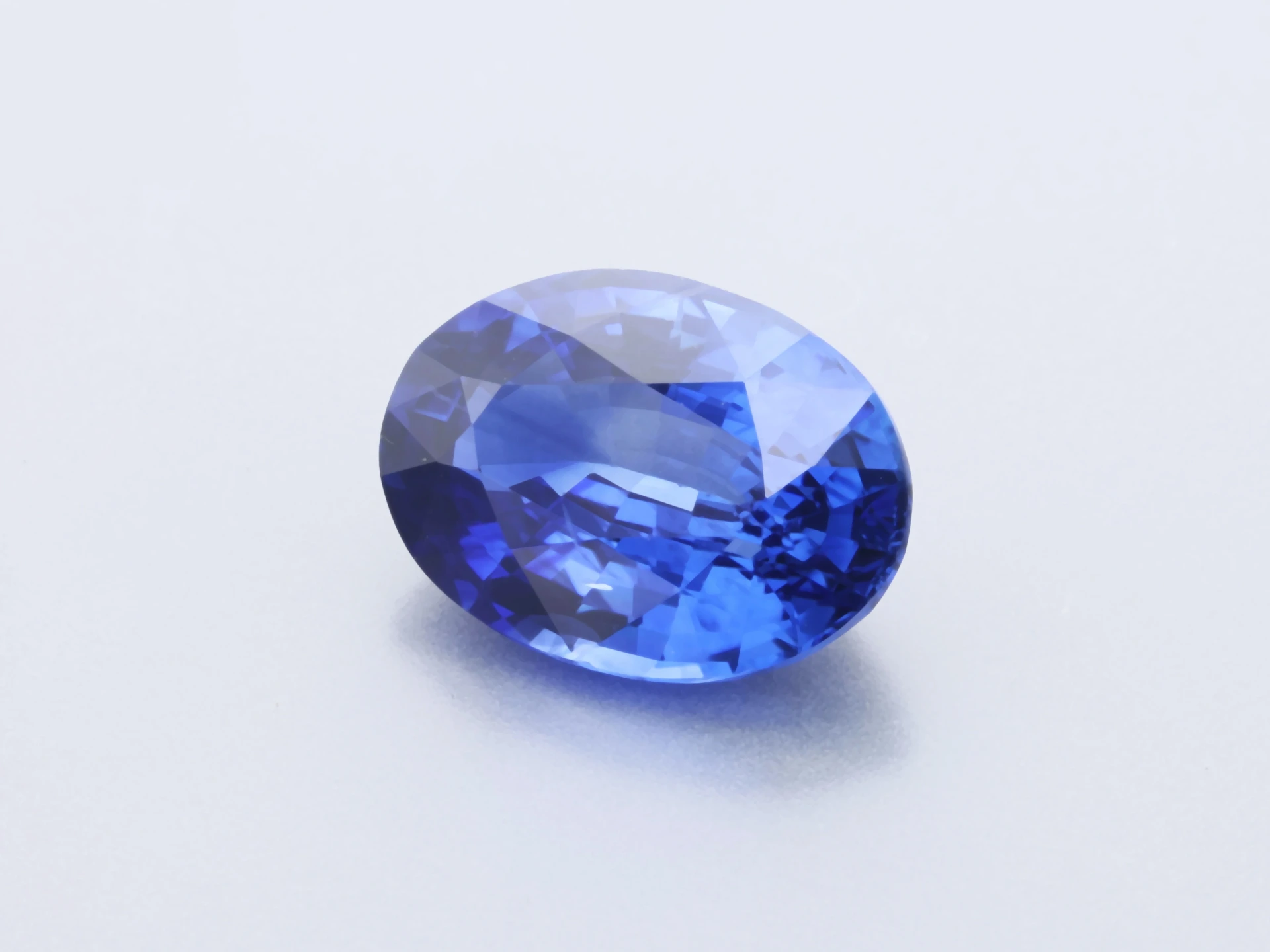 Ceylon Sapphire 7.95x5.8mm Oval Blue
