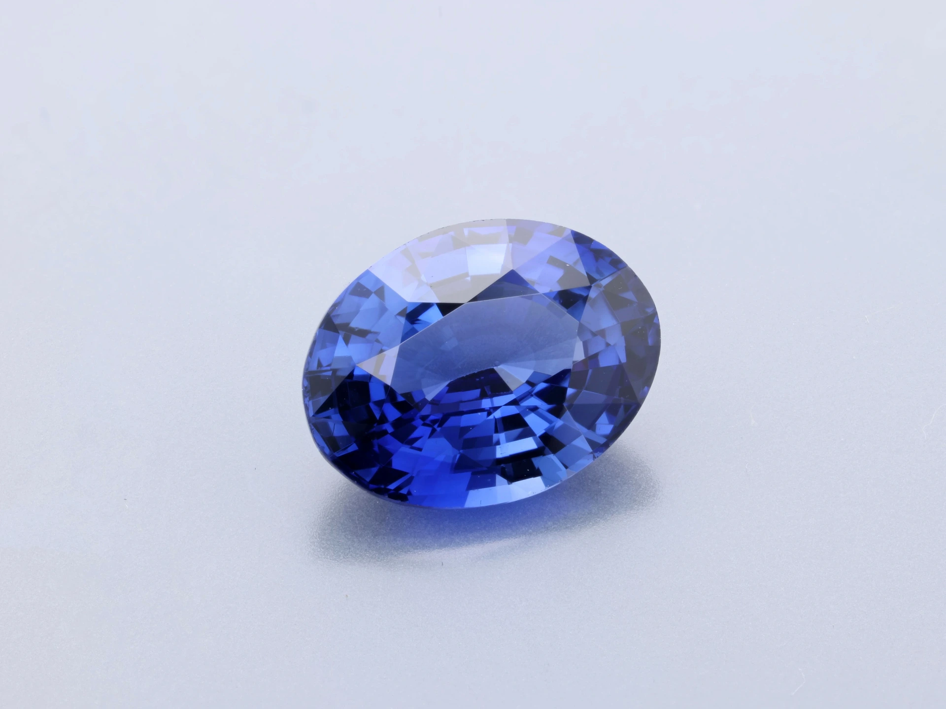 Ceylon Sapphire 8.95x6.9mm Oval Blue
