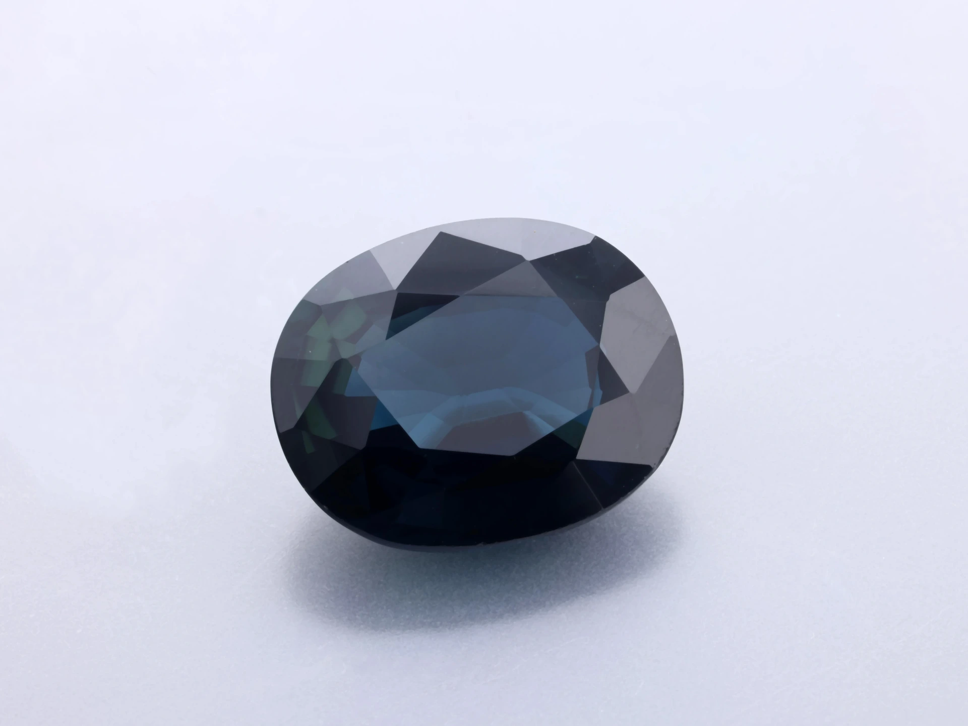 Australian Sapphire 10x8.2mm Oval 