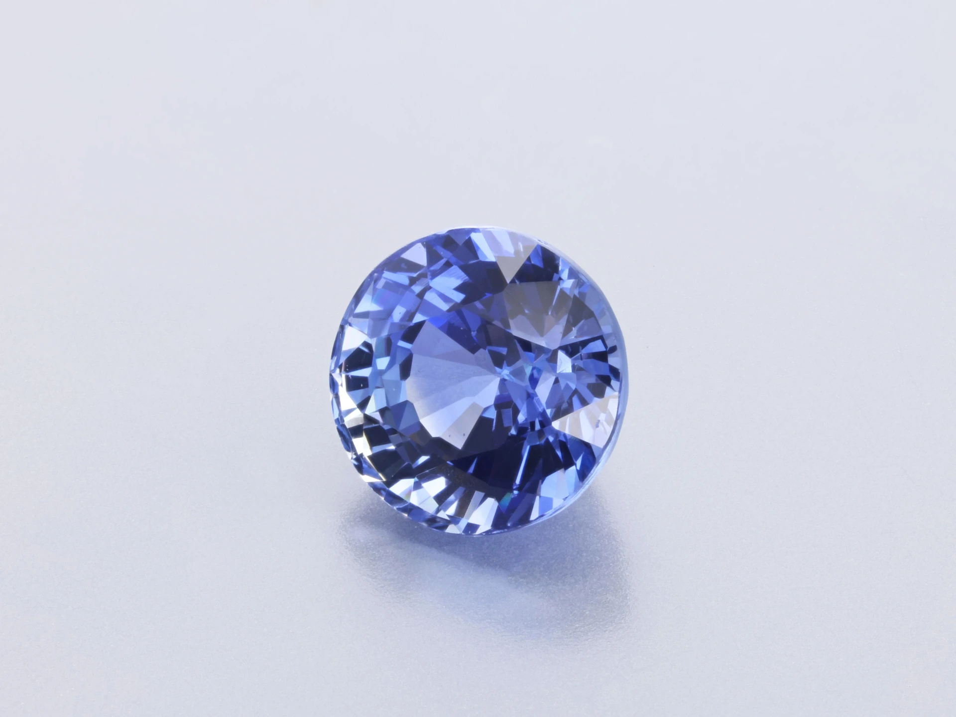 Ceylon Sapphire 5.60mm Round Light Blue