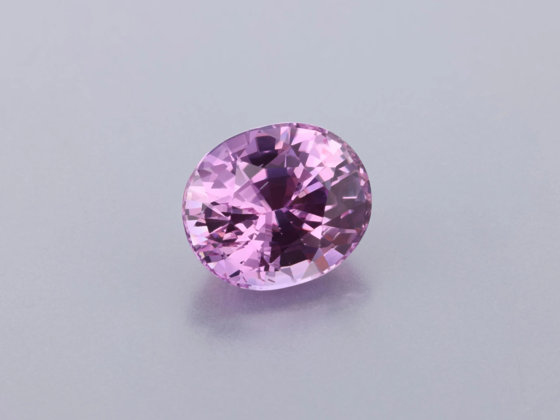 [KX3033] Padparadscha Sapphire 7x5.95mm Oval UNHEATED