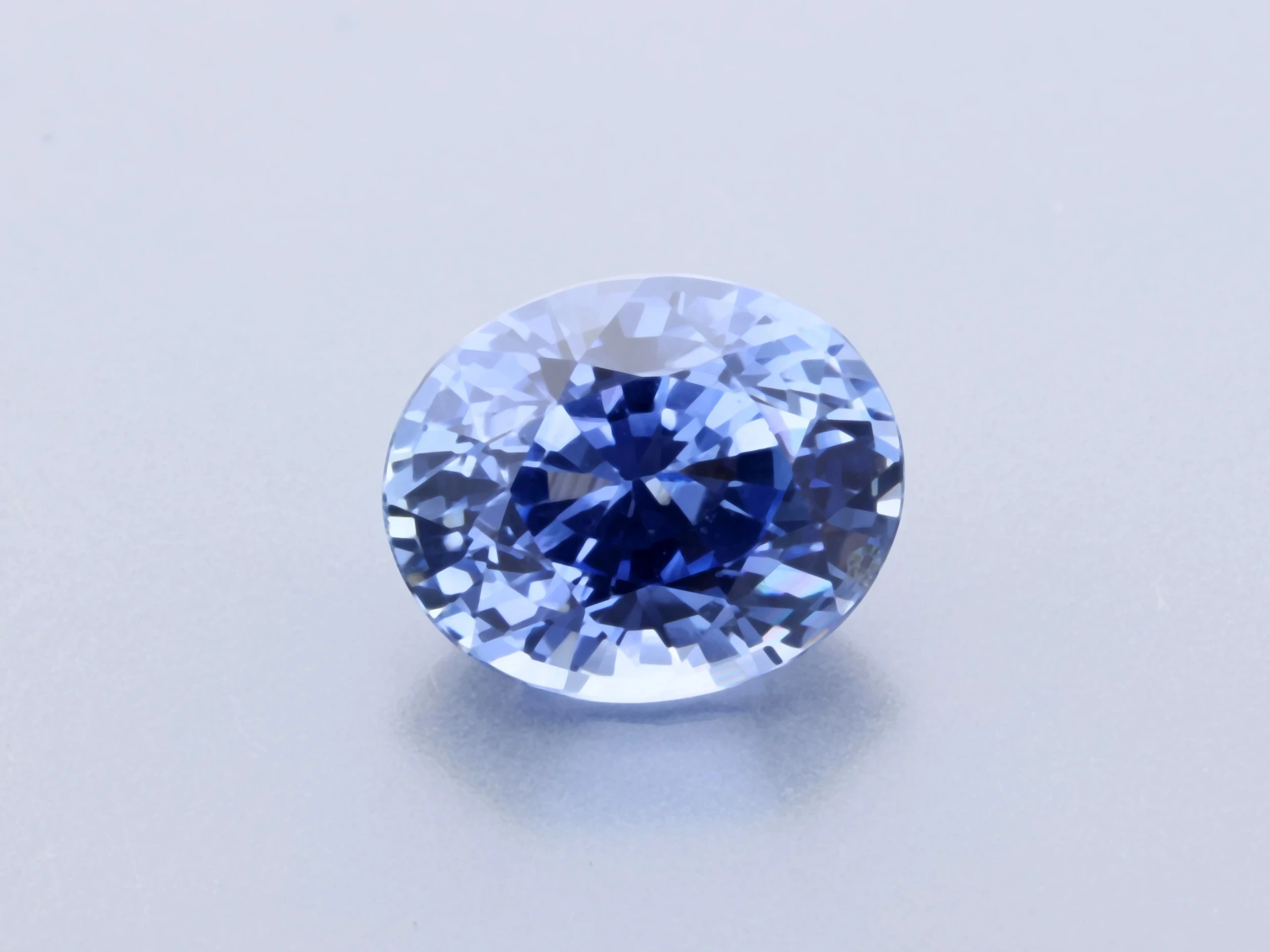 Ceylon Sapphire 7x5.7mm Oval Light Blue