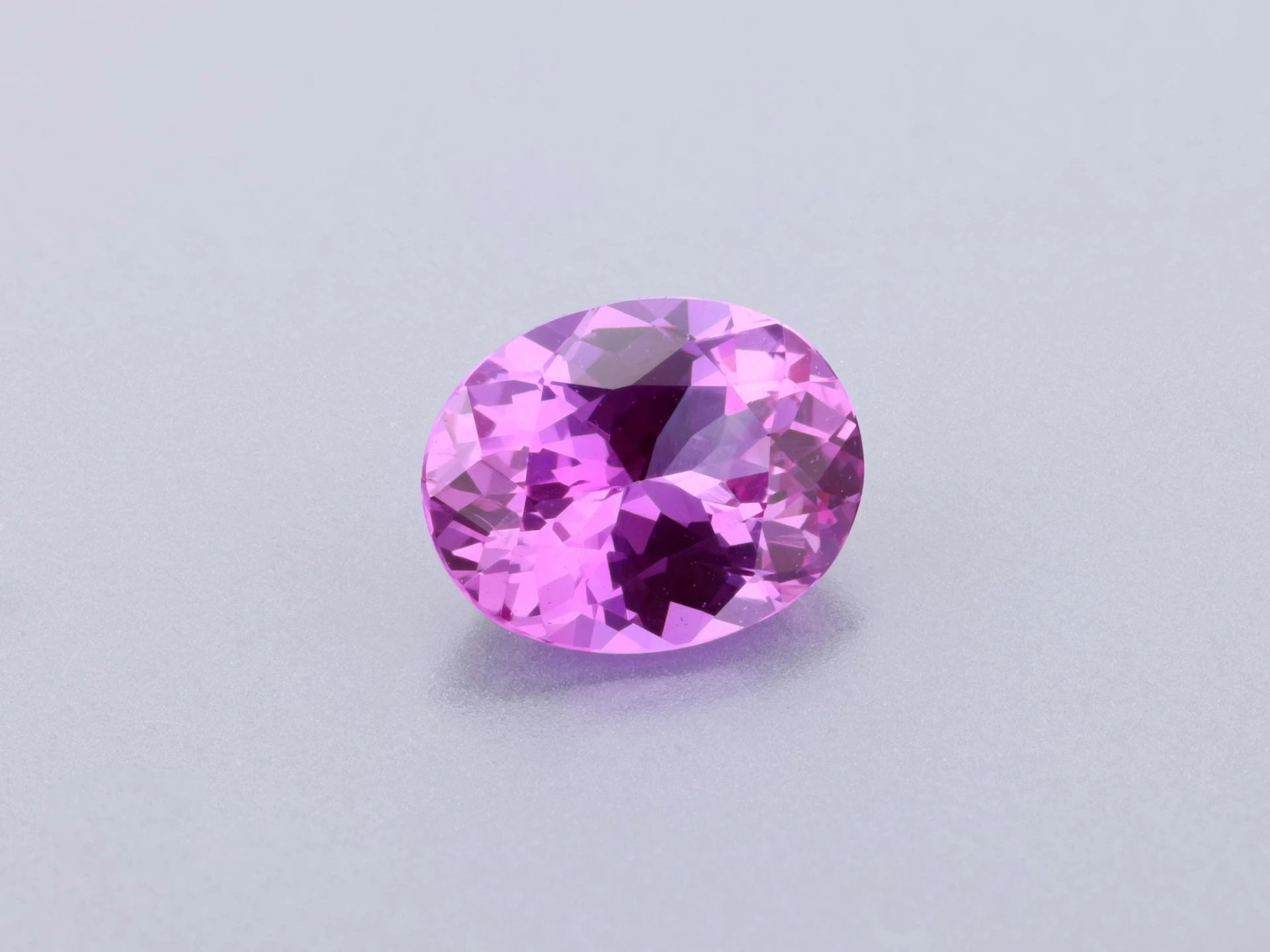 Pink Sapphire 5.5x4.4mm Oval