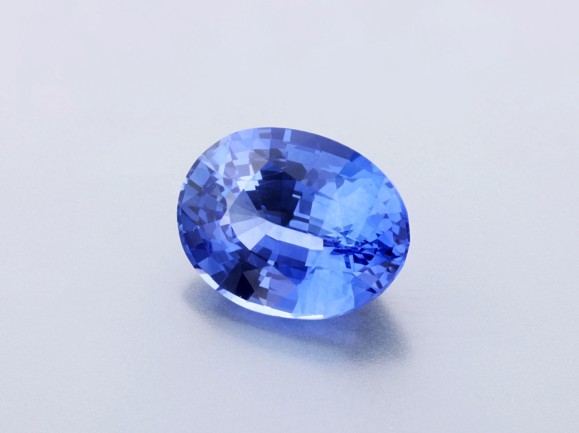 Ceylon Sapphire 8.4x6.4mm Oval Blue