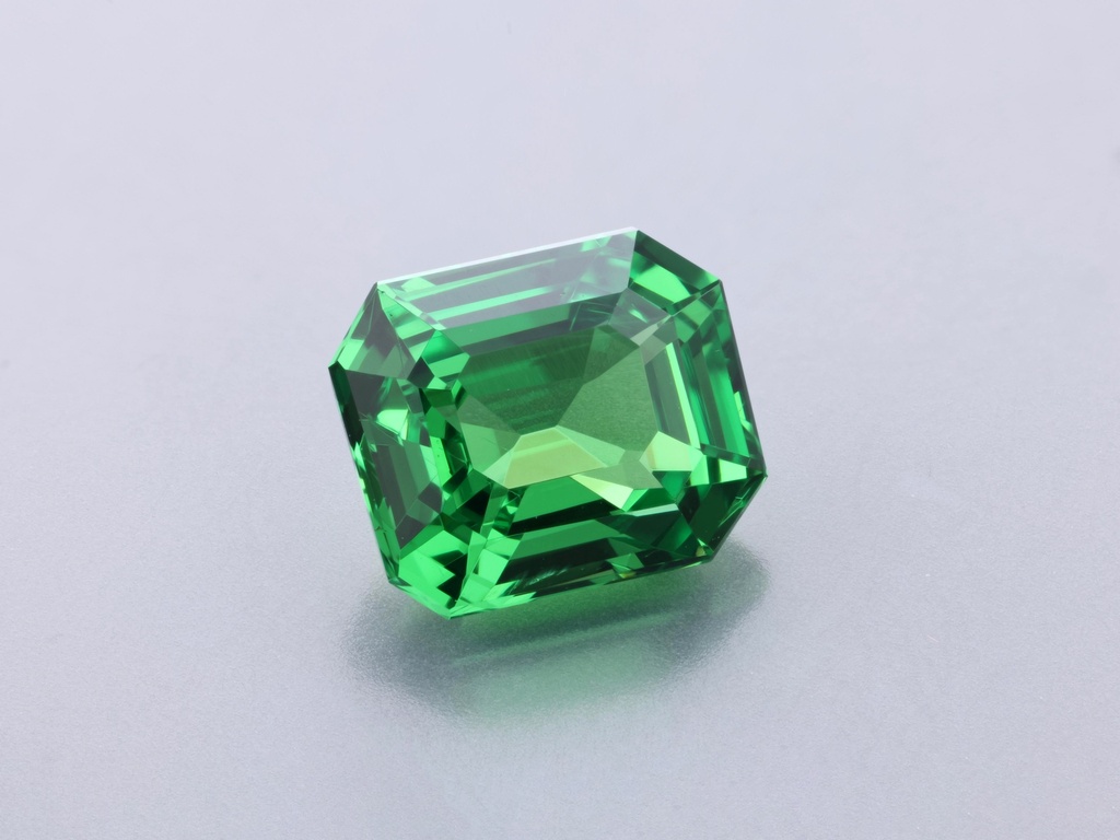 Tsavorite Garnet 6.4x5.5mm Emerald Cut