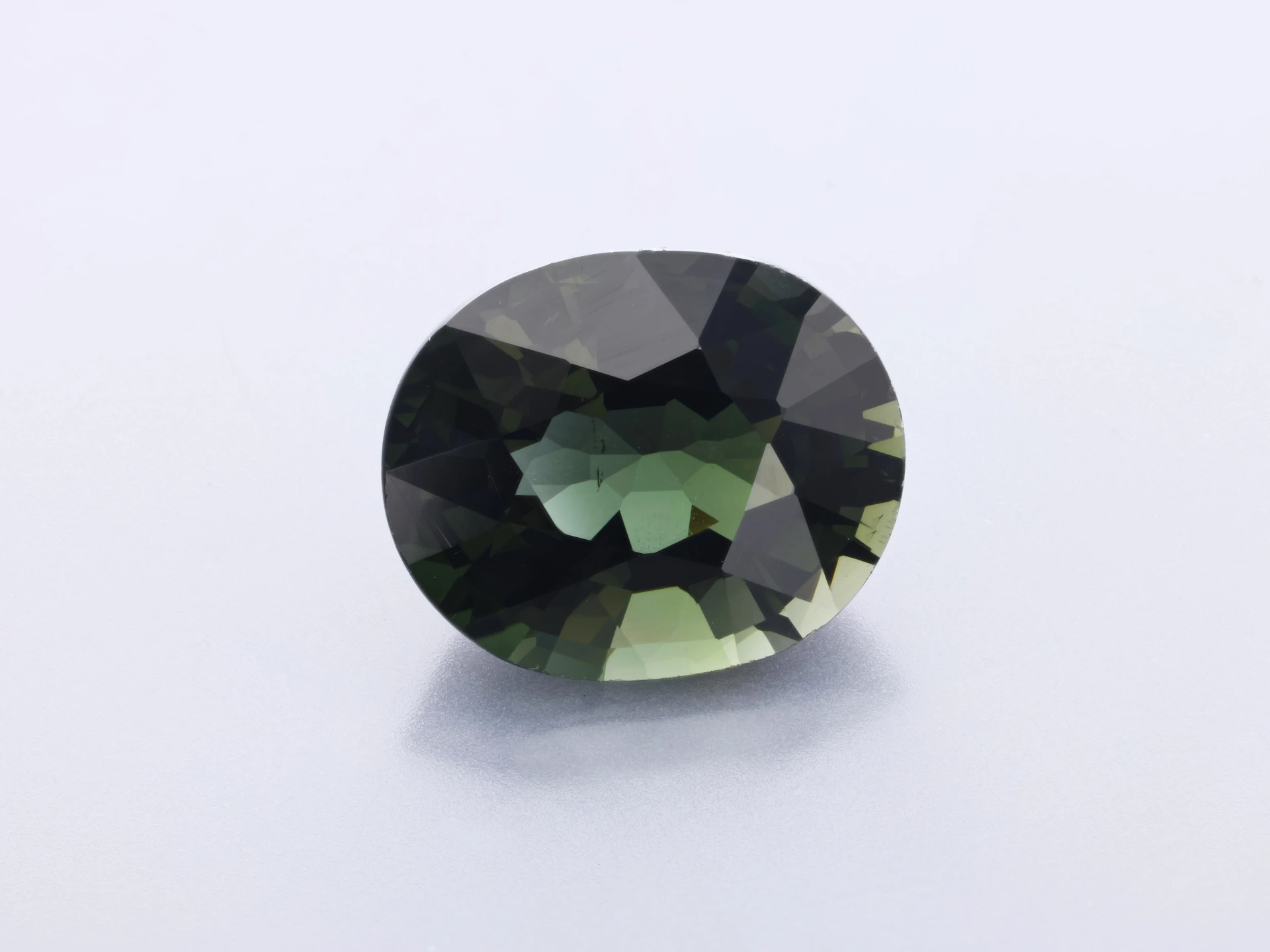 Green Tourmaline 9.65x8mm Oval