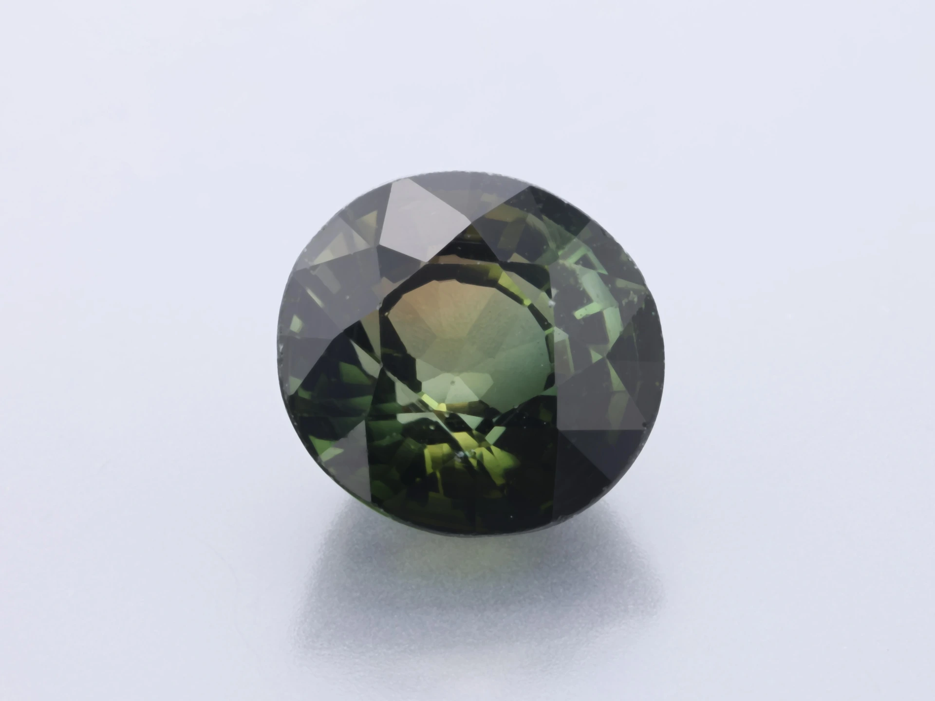 Bi Colour Tourmaline 7.8x7.4mm Oval