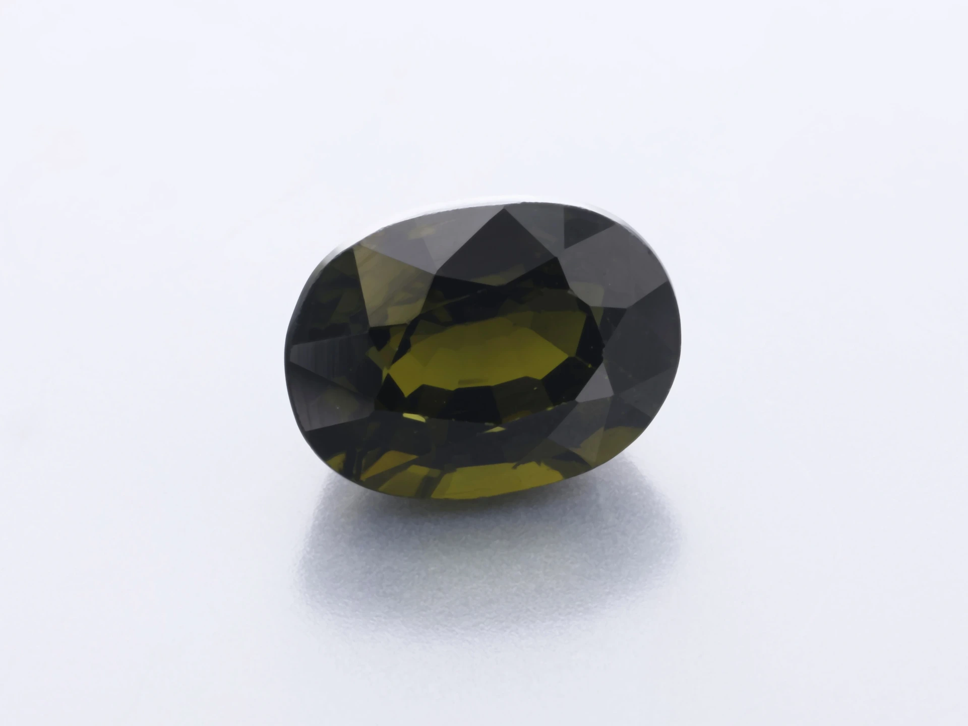 Green Tourmaline 7.4x5.65mm Oval