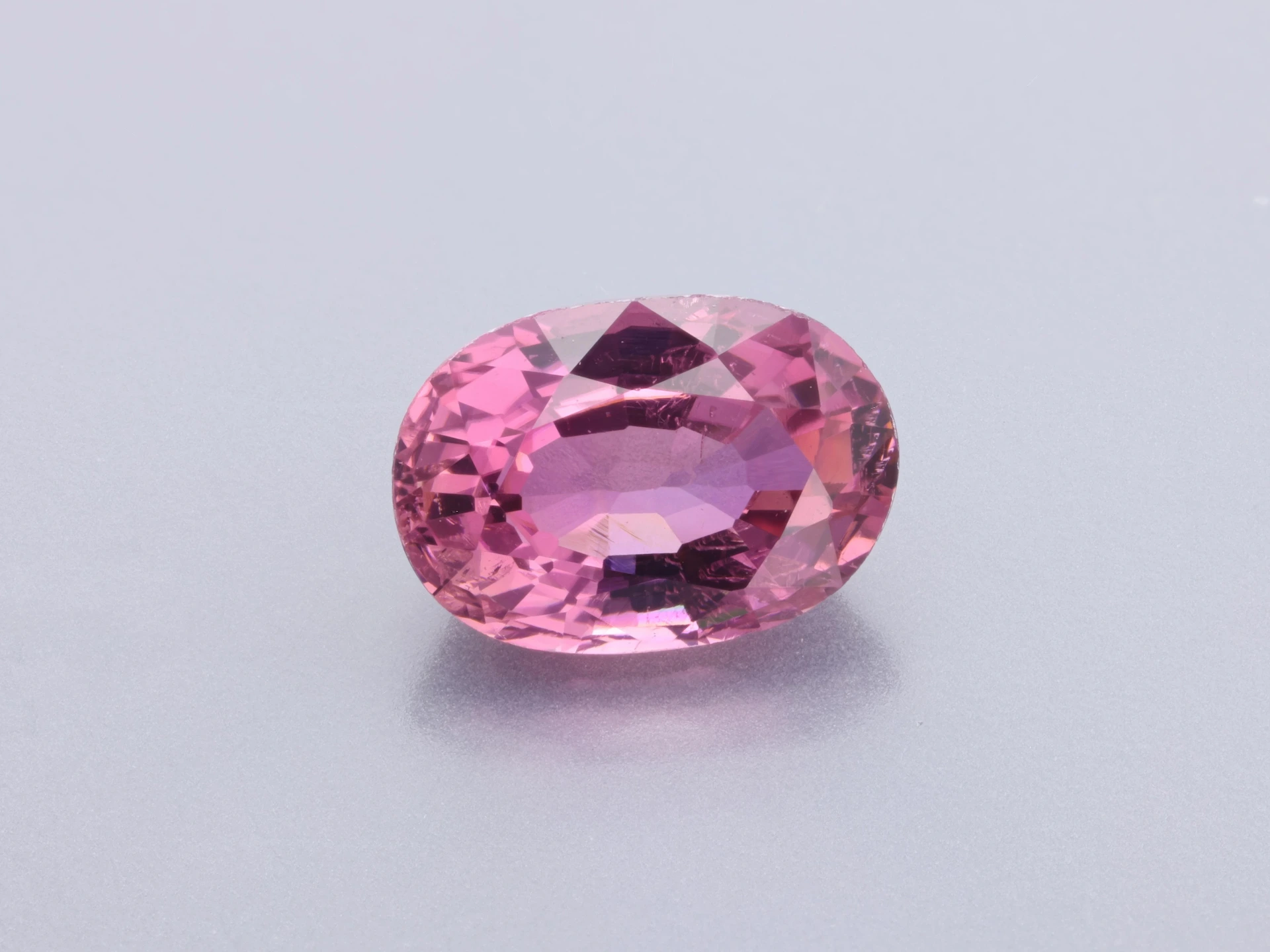 Pink Tourmaline 6.95x4.8mm Oval
