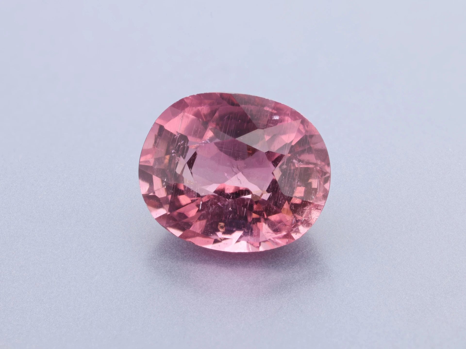Pink Tourmaline 6.95x5.7mm Oval